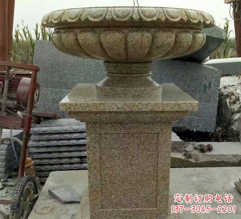 东营小区花岗岩花盆雕塑