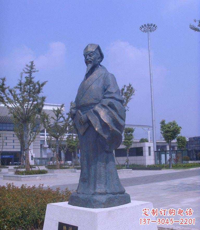 东营校园陆游名人铜雕