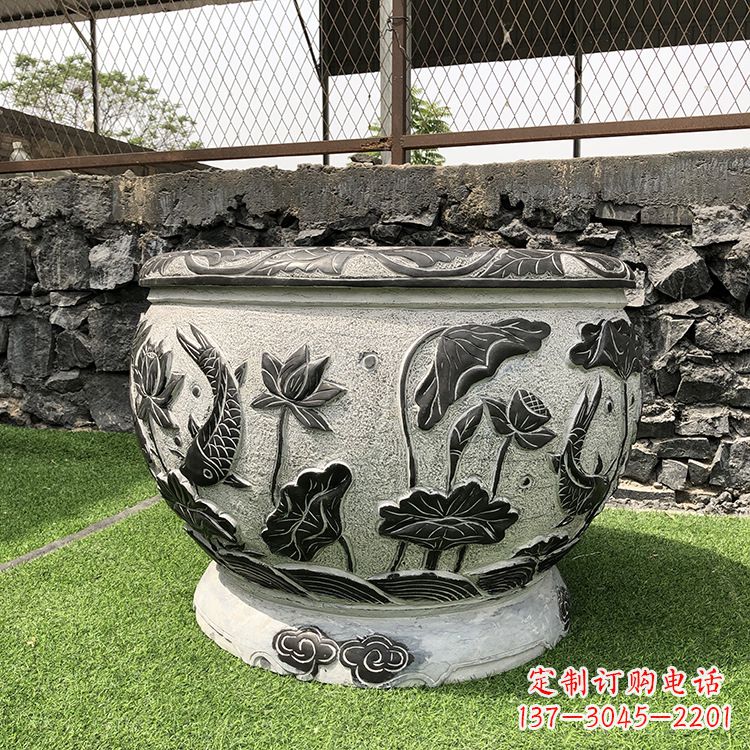 东营鱼纹水缸石雕