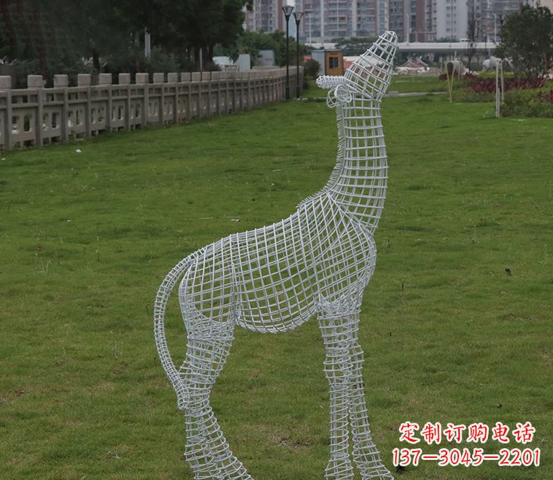 东营园林镂空仰头麋鹿不锈钢雕塑