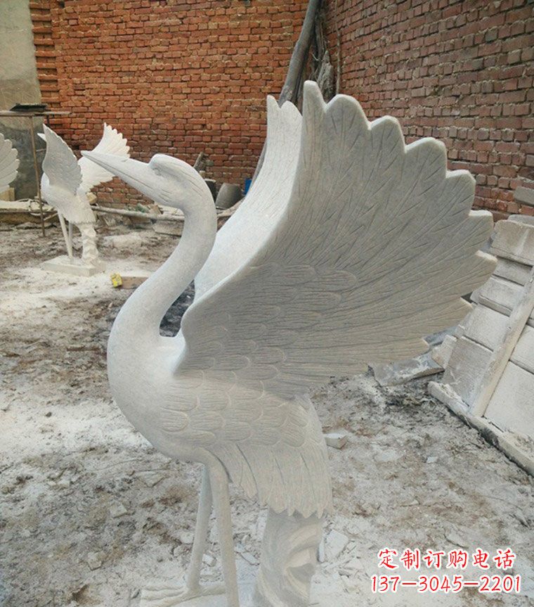 东营展翅丹顶鹤石雕