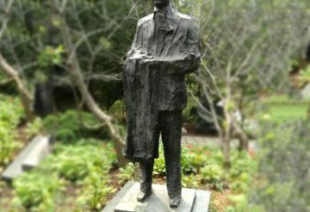 东营徐悲鸿雕塑著名奔马画家公园铜雕像