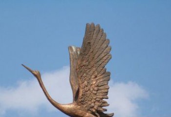 东营展翅高飞的仙鹤动物铜雕