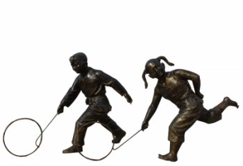 东营公园滚铁环的儿童铜雕
